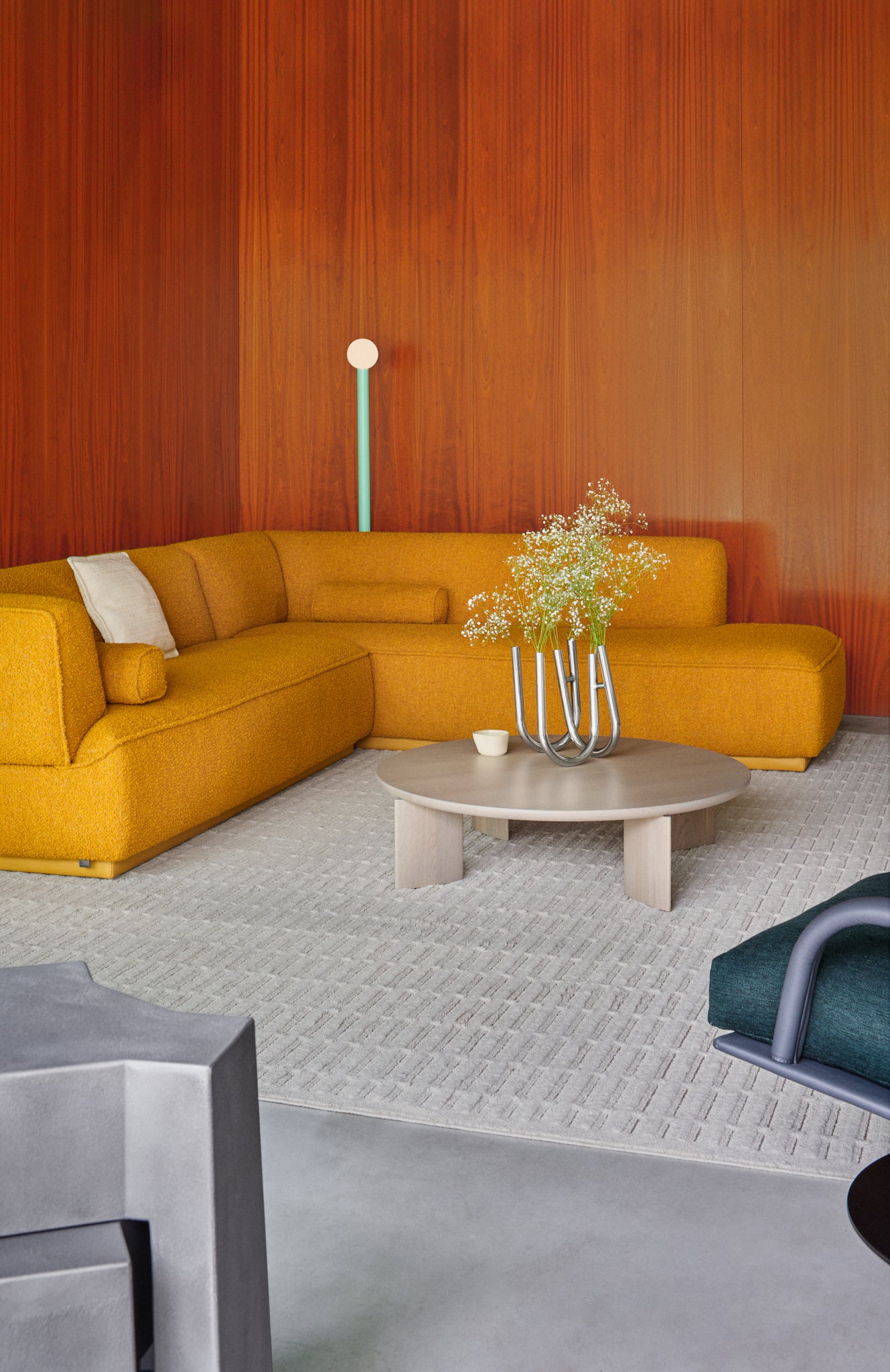 Leolux Loya Sofa / Sectional