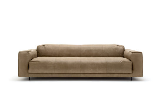 Freistil Rolf Benz 136 One-piece sofa in premium leather in olive color with single steel legs in jet black