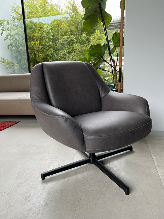Freistil Rolf Benz 138 Armchair in Umbra Grey Leather