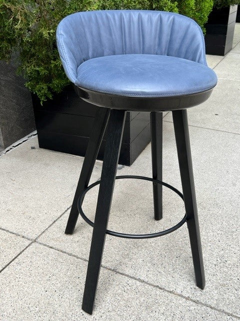 Freifrau Romy barstool in blue leather with black oak base