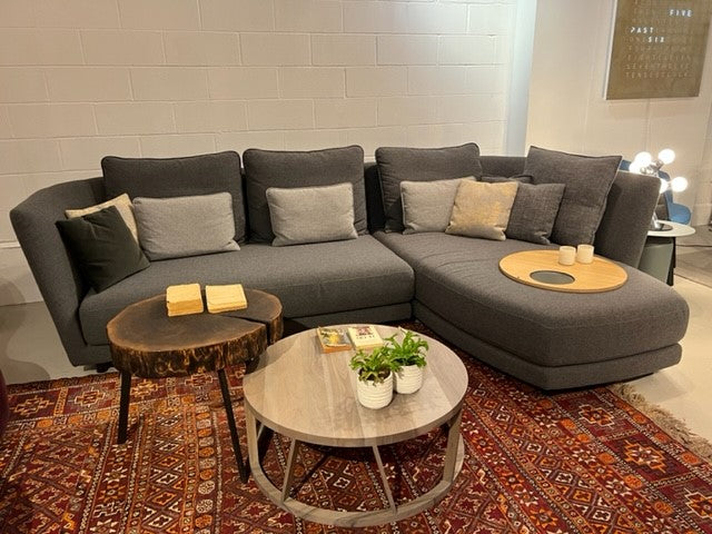 Tondo Sectional Sofa with Coffee Tables