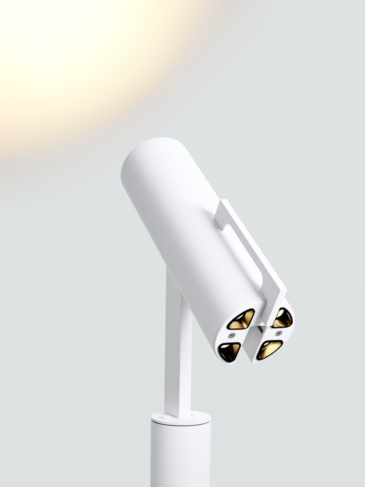Byok Barrone Floor Lamp in white matt finish detail