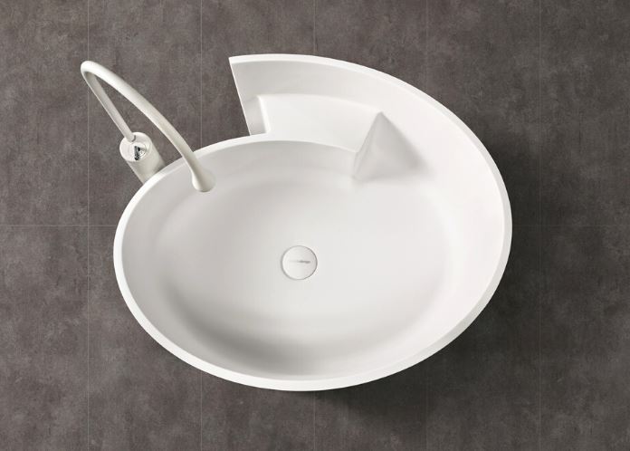 Mastella Kon Floor Standing Basin in white cristalplant detail