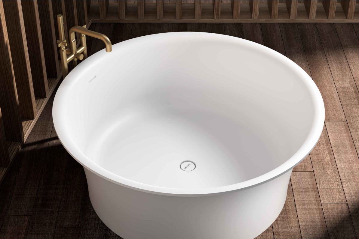 Mastella Oliver Freestanding Bathtub in white deimos in a contemporary designer bathroom ROUND BATHTUB CIRCULAR BATHTUB
