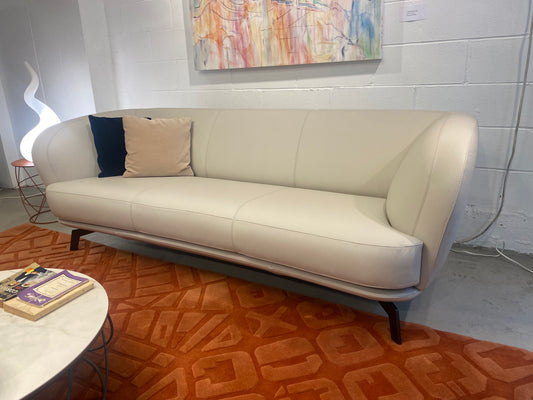 Leolux Flint Sofa