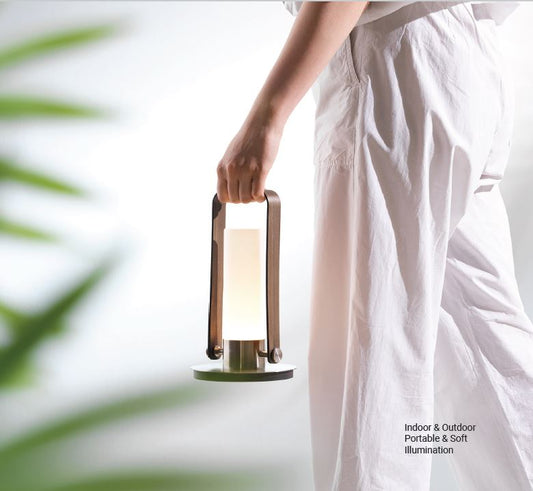 LUNA Portable LED Lantern rechargeable table lamp