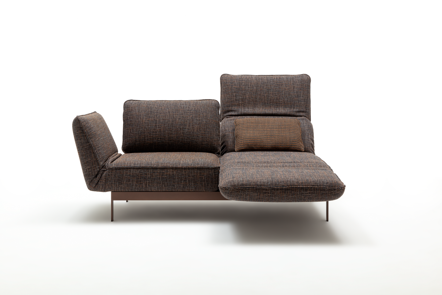 Rolf Benz Mera Sofa with reclining backs and footrests in brown fabric