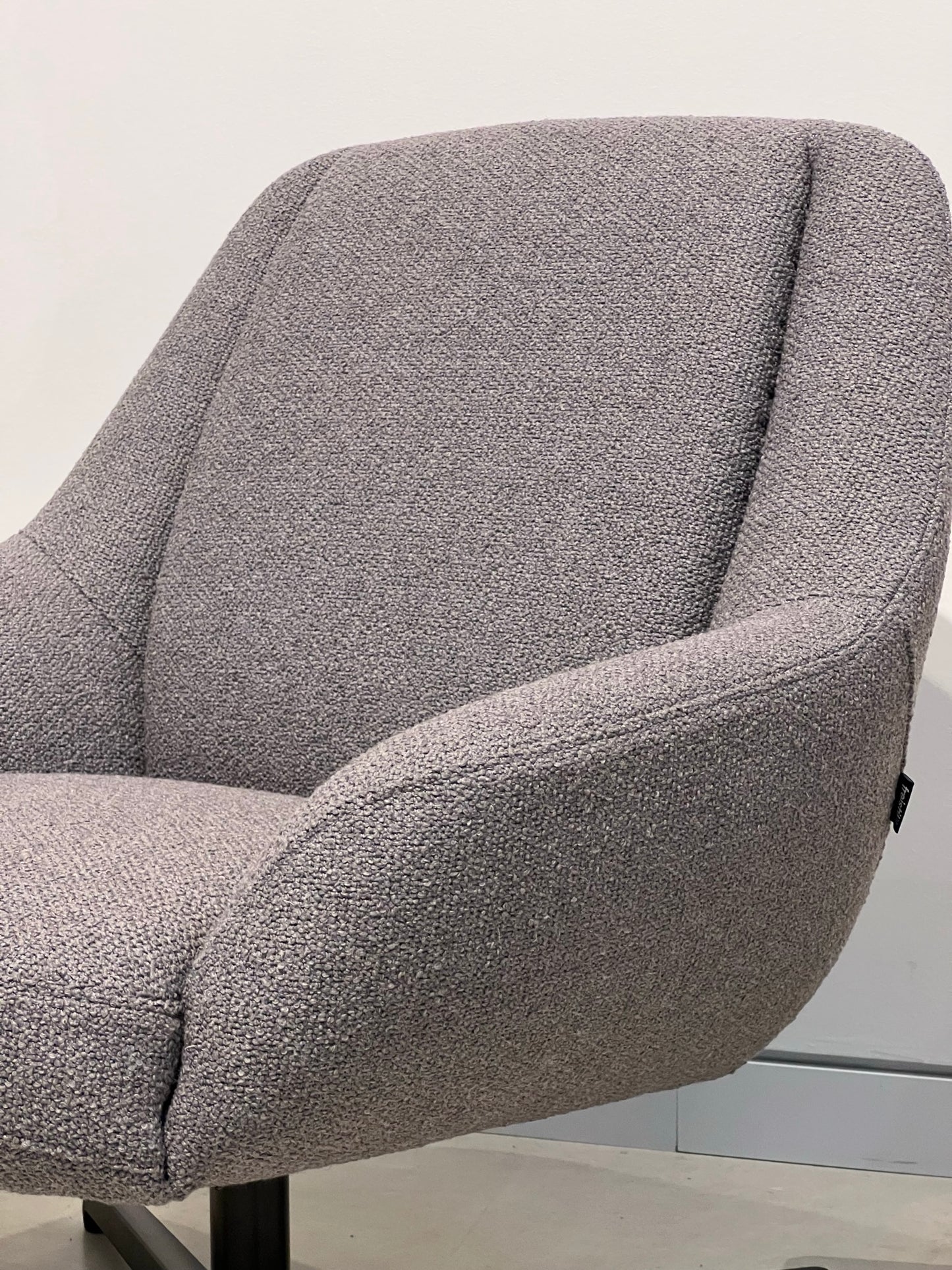 Freistil Rolf Benz 138 Armchair in Grey Fabric Detail