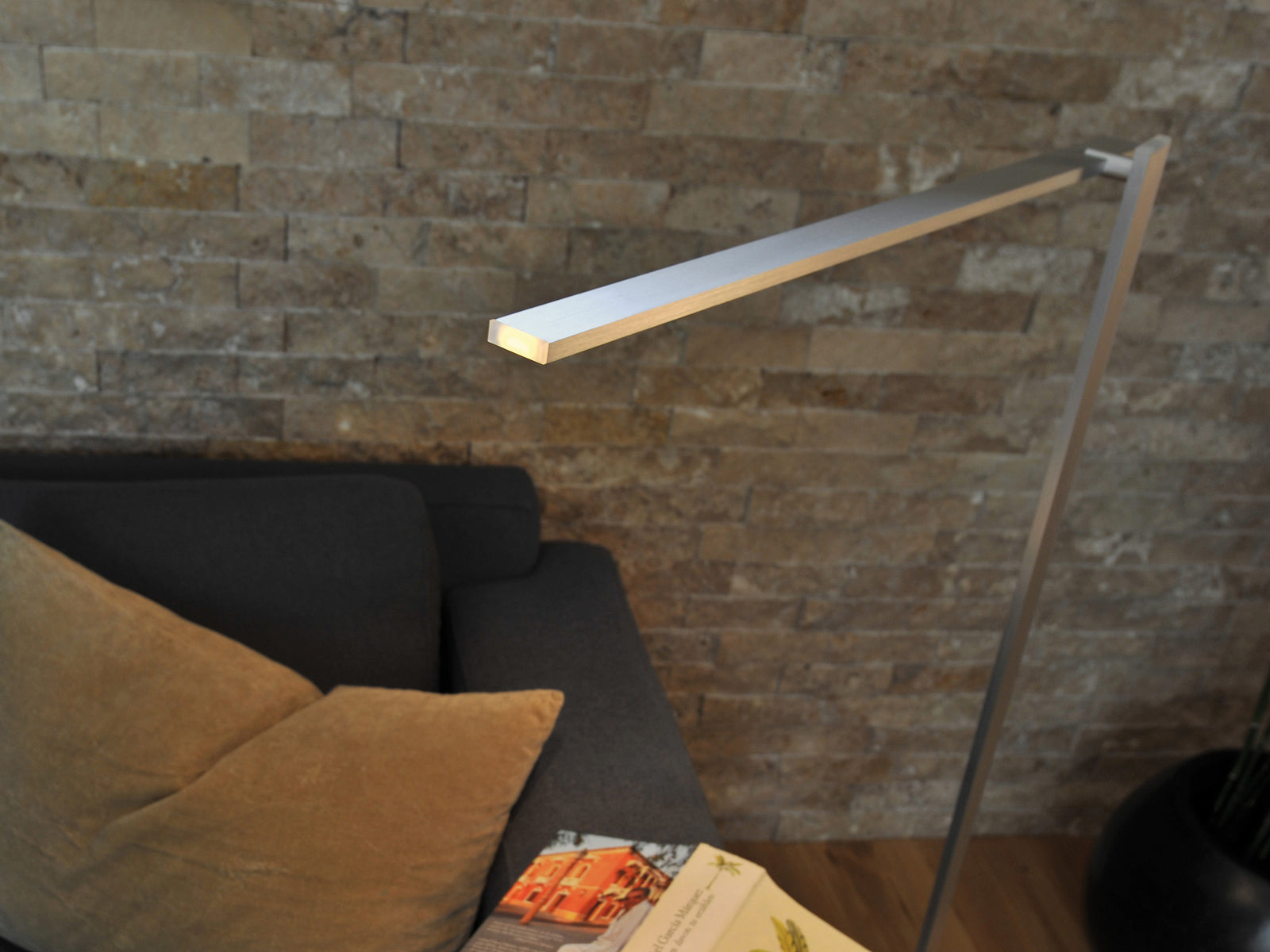 Byok Nastrone Floor Lamp in Aluminum Anodized Finish detail